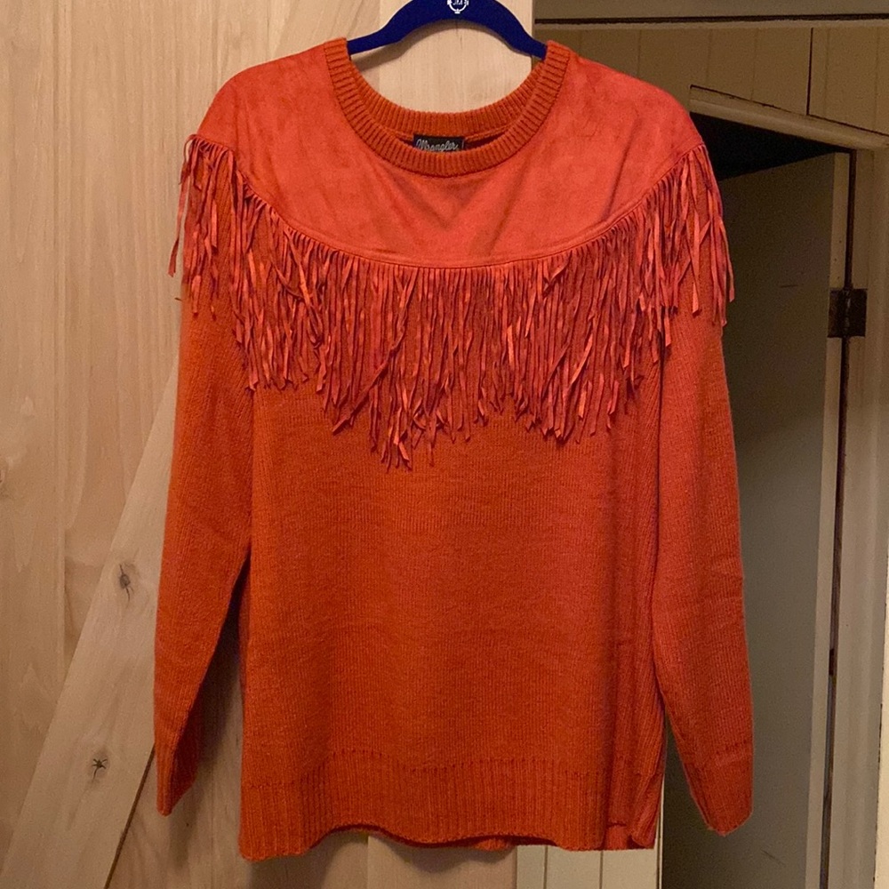 WRANGLER RETRO WOMEN'S RUST FRINGE SWEATER
